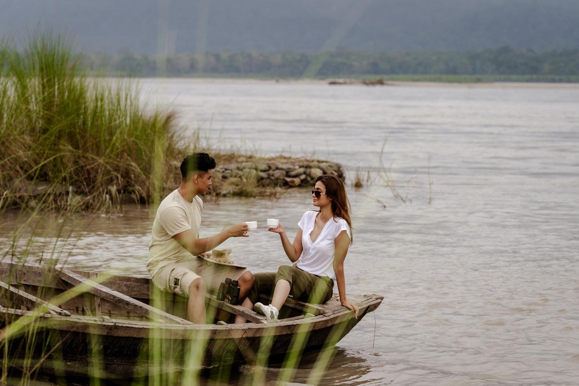 Sanctuary - Chitwan National Park , Nepal Hotel Kültér fotó